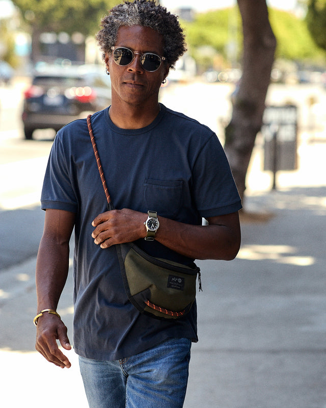 Polera Sojourn Pocket Tee Indigo Outerknown