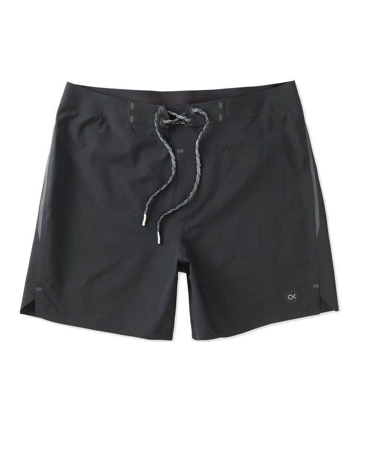 Short Apex Evolution Trunk 17'' Pitch Black Outerknown