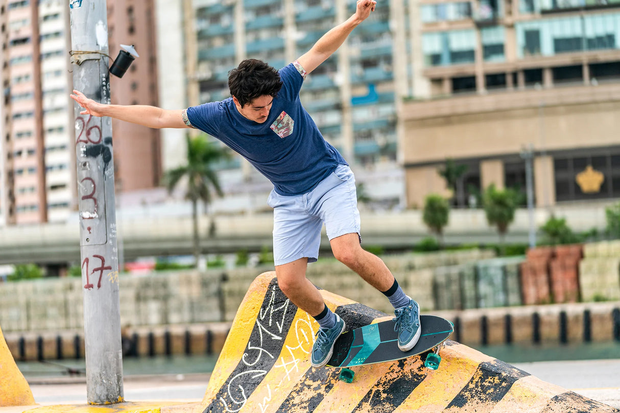 Surfskate Aztron Forest Compacto con ATOMIC Truck