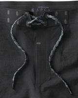 Short Apex Evolution Trunk 17'' Pitch Black Outerknown