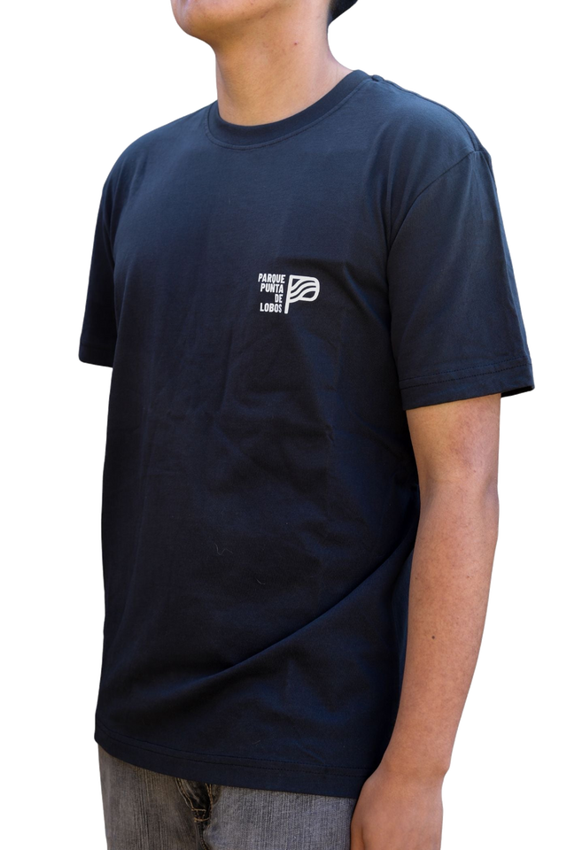 Polera Manga Corta Negra Punta de Lobos