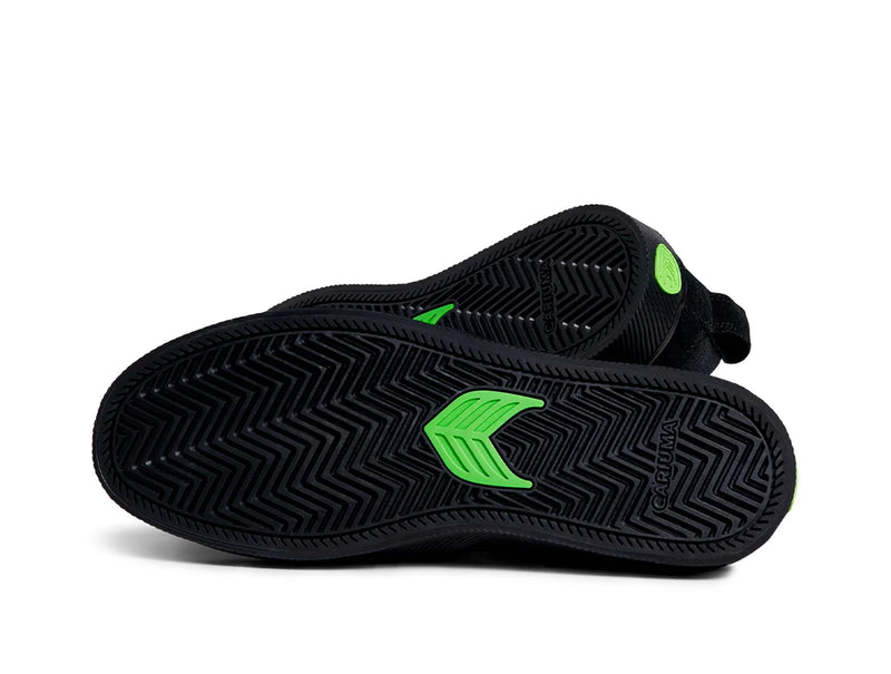 Zapatilla Hombre Cariuma Slip On Pro Negro